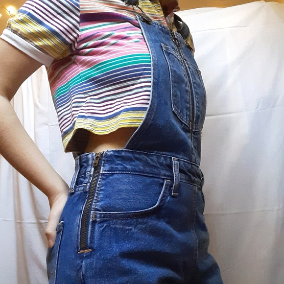 Retro Levi's Overalls - Picture 2 of 5